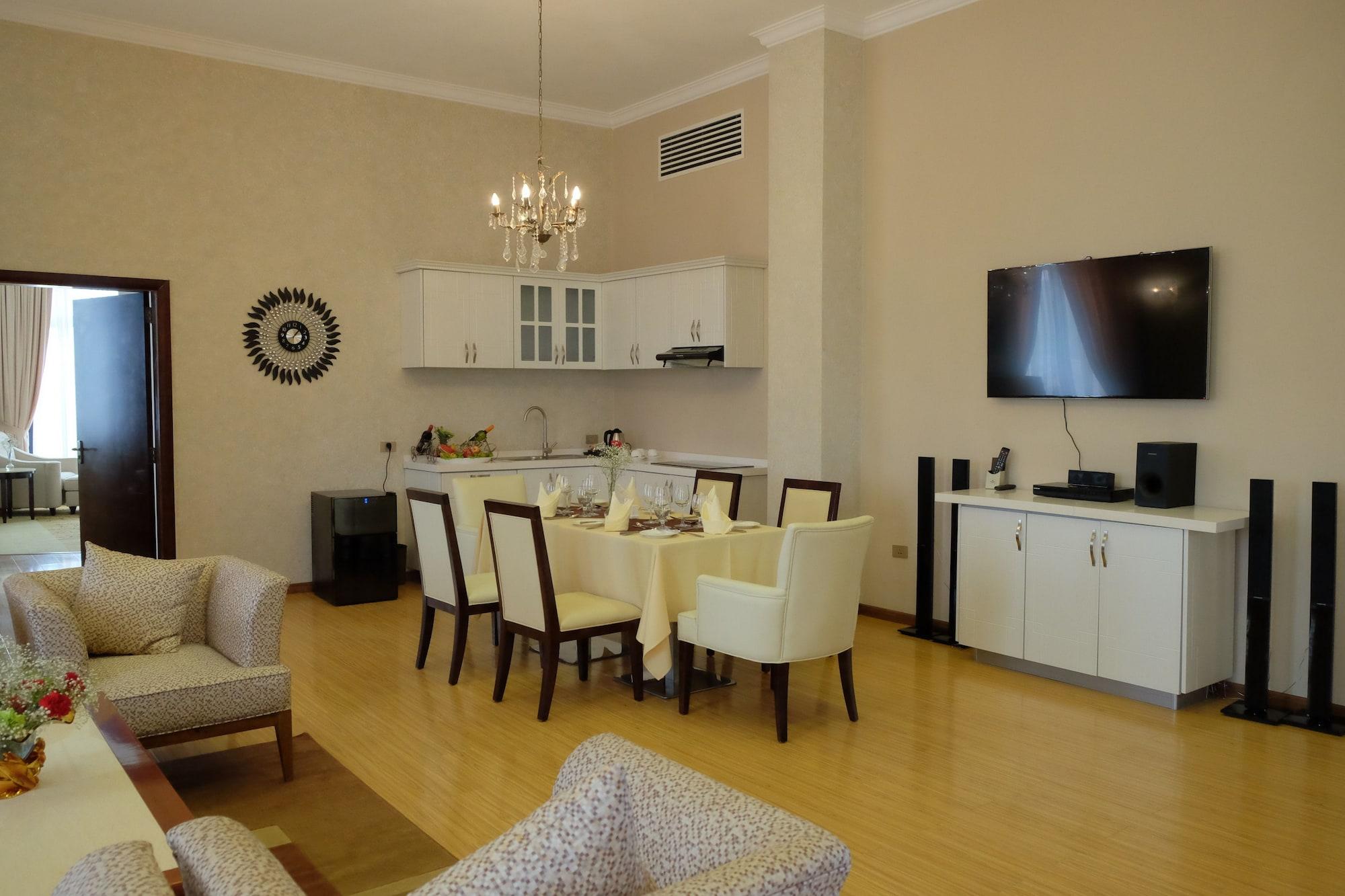 Getfam Hotel Адис Абеба Екстериор снимка