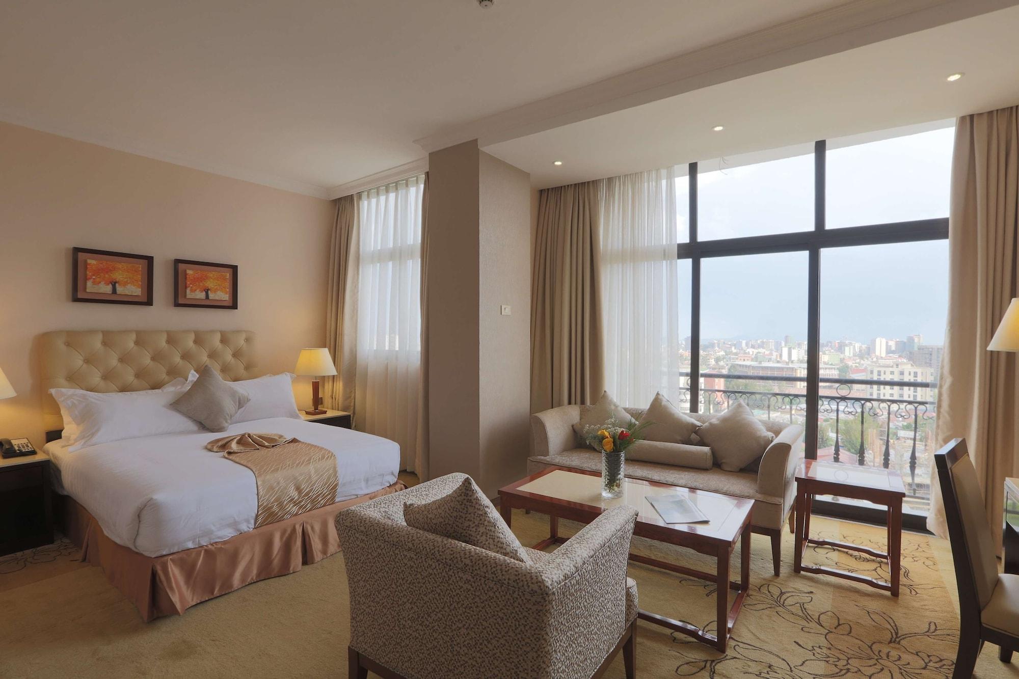 Getfam Hotel Адис Абеба Екстериор снимка