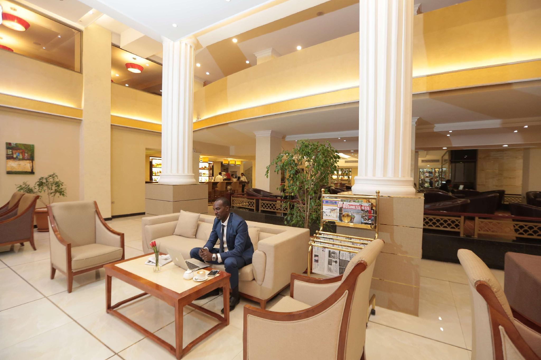 Getfam Hotel Адис Абеба Екстериор снимка